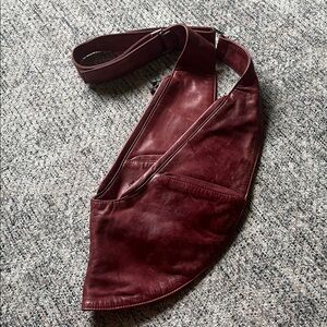 Sash crossbody sling 6 compartments bag